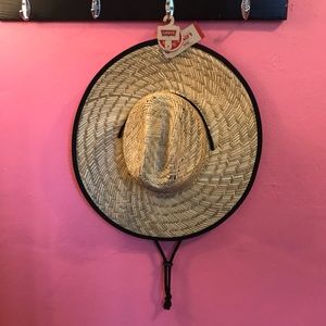 Levi’s lightweight adjustable sun hat
